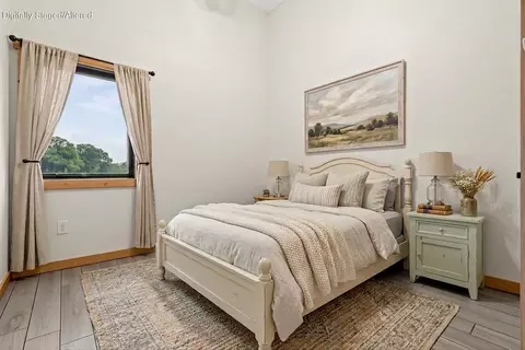 Bedroom - 290 Mckee Dr, Cedarcreek, MO 65627 photo 6 of 11