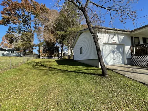Exterior - 184 Dusty Ln, Branson, MO 65616 photo 9 of 13