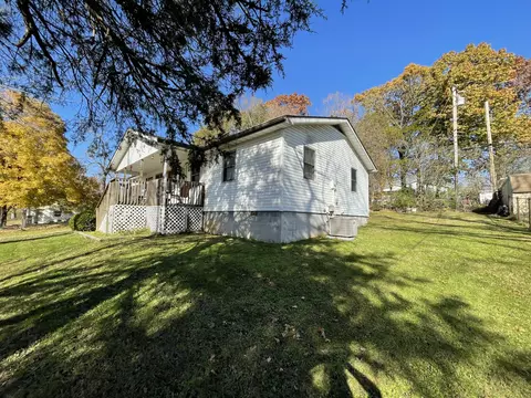 Exterior - 184 Dusty Ln, Branson, MO 65616 photo 4 of 13