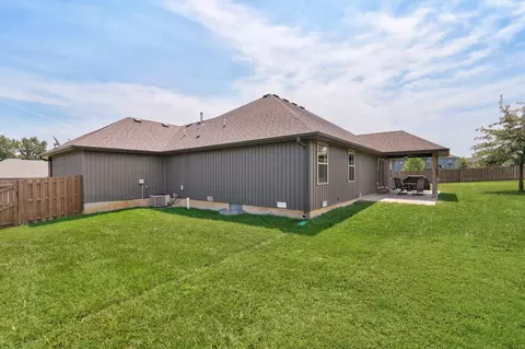 Exterior - 4411 Florence Ave, Ozark, MO 65721 photo 7 of 10