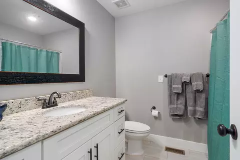 Bath - 4411 Florence Ave, Ozark, MO 65721 photo 2 of 2