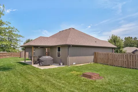Exterior - 4411 Florence Ave, Ozark, MO 65721 photo 9 of 10