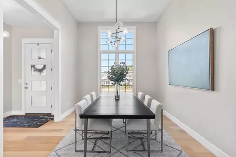 Dining - 3958 E Dunrobin Dr, Springfield, MO 65809 photo 1 of 3