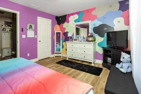 Bedroom - 1904 E Highview St, Ozark, MO 65721 photo 6 of 8