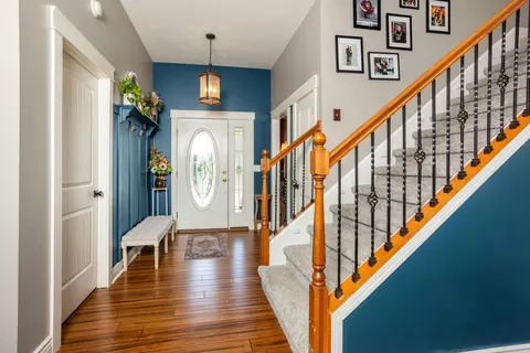 Entry Way - 1904 E Highview St, Ozark, MO 65721 photo 5 of 8