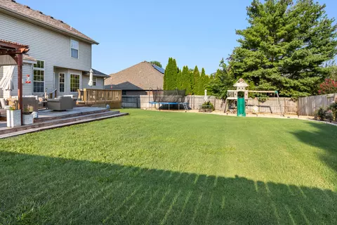 Exterior - 1904 E Highview St, Ozark, MO 65721 photo 14 of 19