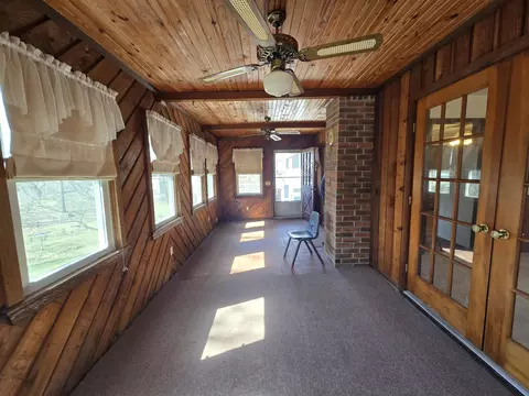 Exterior - 23042 Indian Ln, Hermitage, MO 65668 photo 10 of 20