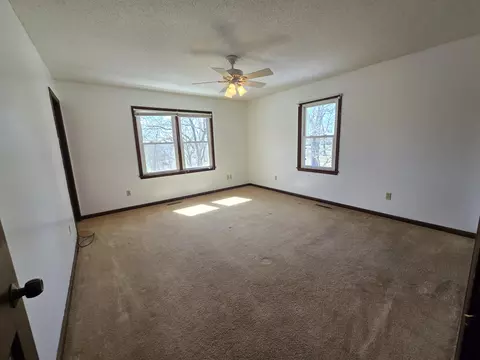 Bedroom - 23042 Indian Ln, Hermitage, MO 65668 photo 1 of 5