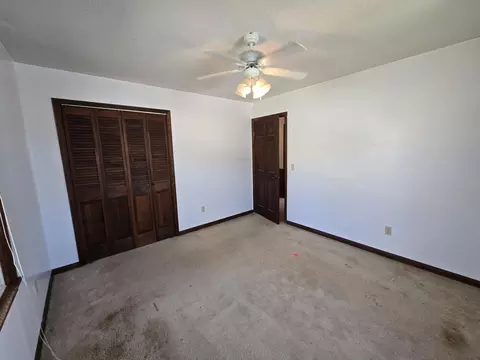 Bedroom - 23042 Indian Ln, Hermitage, MO 65668 photo 3 of 5