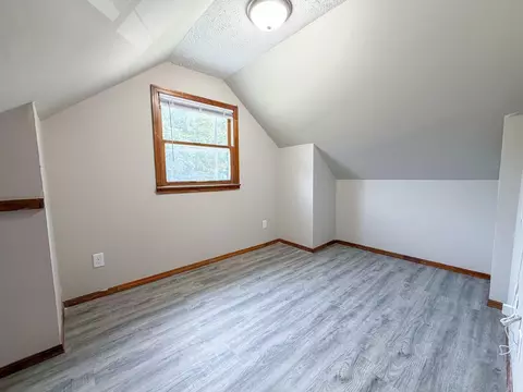 Bedroom - 523 S Elm St, Marshfield, MO 65706 photo 2 of 2