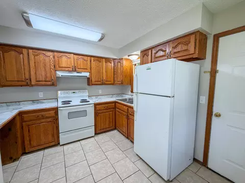 Kitchen - 523 S Elm St, Marshfield, MO 65706 photo 2 of 2