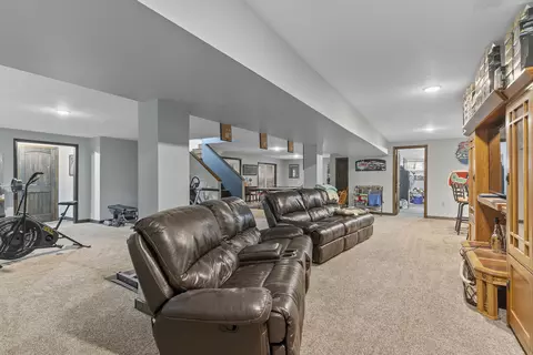 Entry Way - 45 Stone Ridge Ct, Strafford, MO 65757 photo 3 of 7