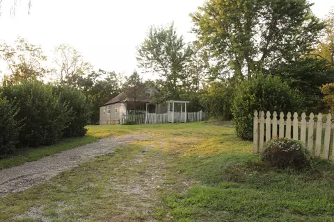 Exterior - 3627 County Road 542, Ava, MO 65608 photo 1 of 26