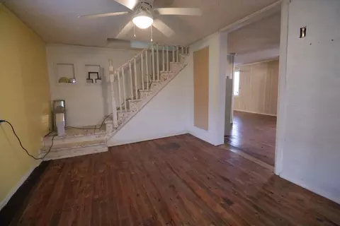 Living - 3627 County Road 542, Ava, MO 65608 photo 9 of 10