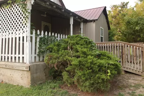 Exterior - 3627 County Road 542, Ava, MO 65608 photo 9 of 26