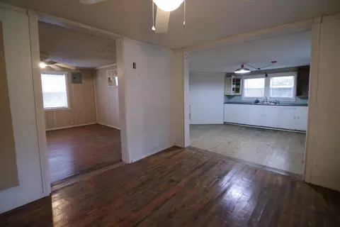 Living - 3627 County Road 542, Ava, MO 65608 photo 10 of 10