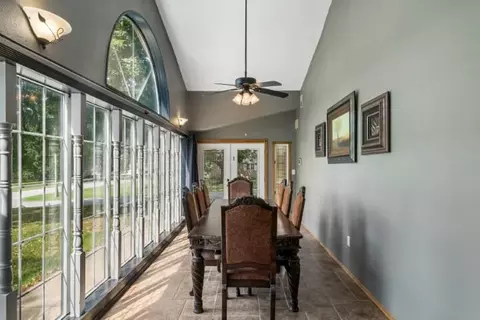Dining - 301 E Walnut St, Aurora, MO 65605 photo 1 of 2