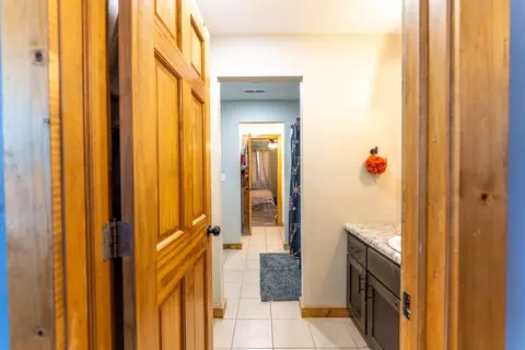 Entry Way - 110 S County Road 243, Couch, MO 65690 photo 11 of 11