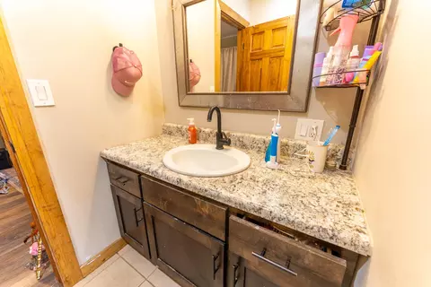 Bath - 110 S County Road 243, Couch, MO 65690 photo 11 of 11
