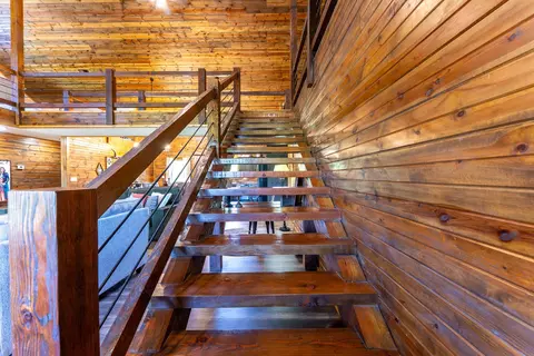 Entry Way - 110 S County Road 243, Couch, MO 65690 photo 1 of 11