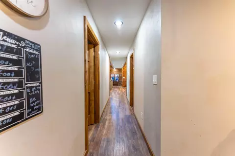 Entry Way - 110 S County Road 243, Couch, MO 65690 photo 9 of 11