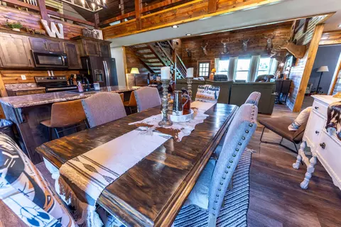 Dining - 110 S County Road 243, Couch, MO 65690 photo 5 of 5