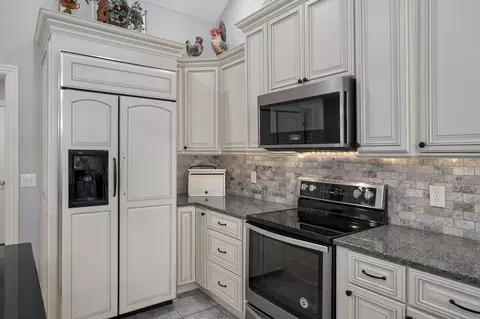 Kitchen - 345 E Lafayette St, Springfield, MO 65810 photo 2 of 7