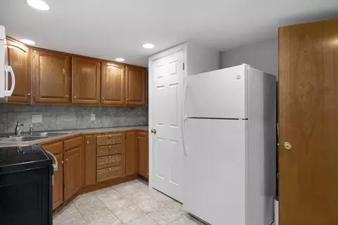 Kitchen - 345 E Lafayette St, Springfield, MO 65810 photo 5 of 7