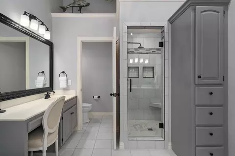 Bath - 345 E Lafayette St, Springfield, MO 65810 photo 3 of 6