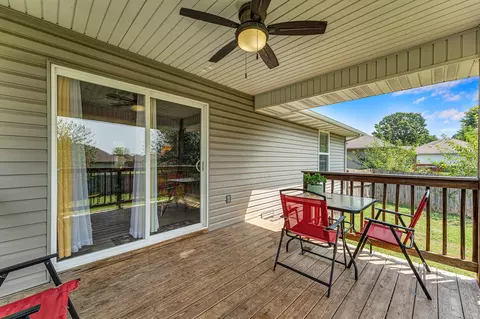 Exterior - 512 Rice St, Clever, MO 65631 photo 4 of 5