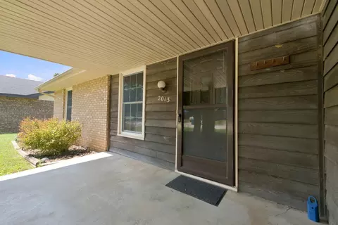 Exterior - 2013 S Grant Ave, Springfield, MO 65807 photo 2 of 9