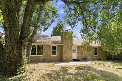 Exterior - 2013 S Grant Ave, Springfield, MO 65807 photo 4 of 9