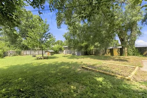 Exterior - 2013 S Grant Ave, Springfield, MO 65807 photo 7 of 9