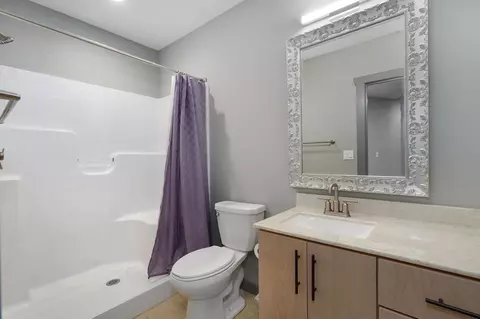 Bath - 218 S 9th Ave, Ozark, MO 65721 photo 8 of 8