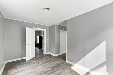 Bedroom - 2424 W Elm St, Springfield, MO 65806 photo 2 of 2