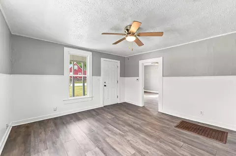 Living - 2424 W Elm St, Springfield, MO 65806 photo 2 of 4