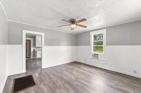 Living - 2424 W Elm St, Springfield, MO 65806 photo 1 of 4