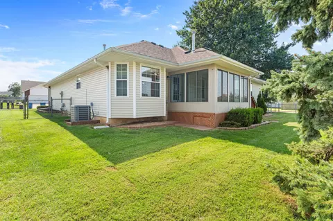 Exterior - 4901 N 13th St, Ozark, MO 65721 photo 7 of 9