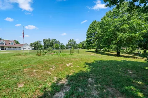 Exterior - 190 Cedar Brooke Estates Dr, Forsyth, MO 65653 photo 7 of 8