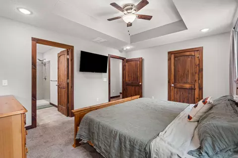 Bedroom - 190 Cedar Brooke Estates Dr, Forsyth, MO 65653 photo 2 of 5