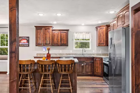 Kitchen - 190 Cedar Brooke Estates Dr, Forsyth, MO 65653 photo 3 of 5