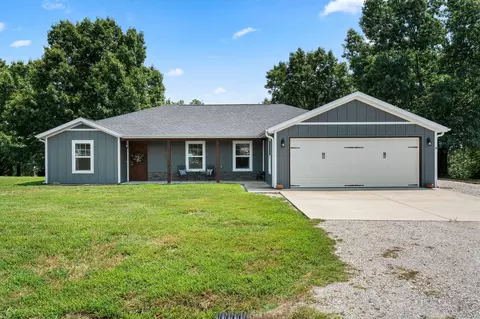 Exterior - 190 Cedar Brooke Estates Dr, Forsyth, MO 65653 photo 2 of 8