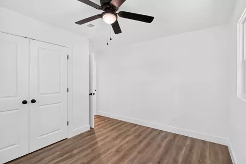 Bedroom - 3760 E Shelby Rd, Springfield, MO 65803 photo 6 of 6