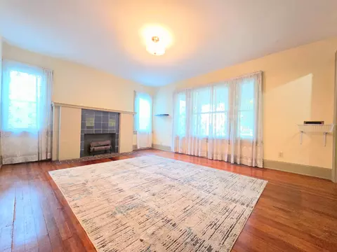 Living - 1106 S Florence Ave, Springfield, MO 65807 photo 4 of 7