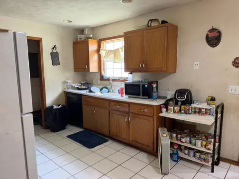 Kitchen - 2230 N 2236 N Pierce Ave, Springfield, MO 65803 photo 9 of 15