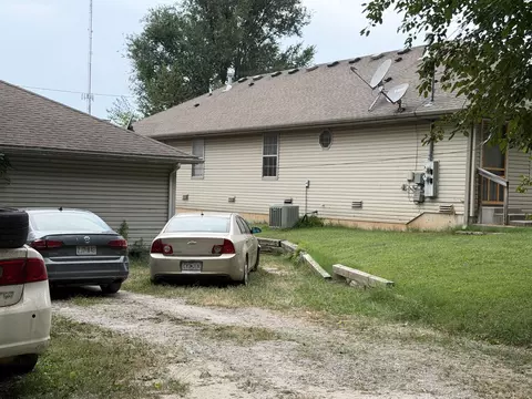 Exterior - 2230 N 2236 N Pierce Ave, Springfield, MO 65803 photo 5 of 11