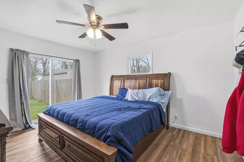 Bedroom - 910 S Nettleton Ave, Springfield, MO 65806 photo 4 of 4
