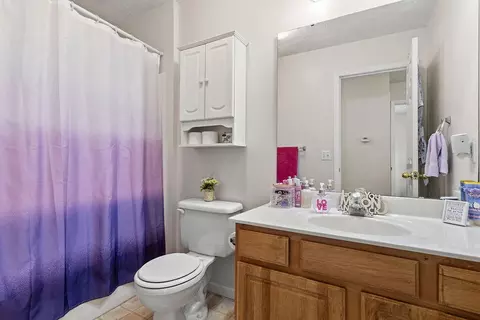 Bath - 3333 S Lakeside Ave, Springfield, MO 65804 photo 3 of 4