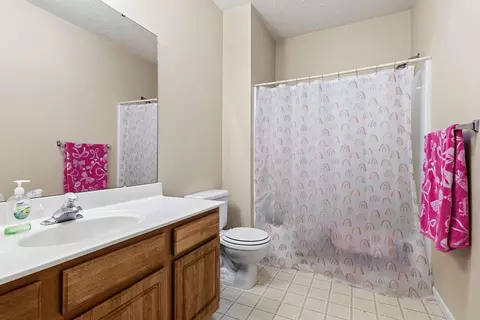 Bath - 3333 S Lakeside Ave, Springfield, MO 65804 photo 4 of 4