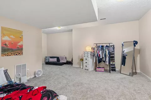 Bedroom - 3333 S Lakeside Ave, Springfield, MO 65804 photo 7 of 8